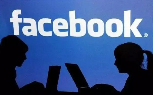 Facebook Launches Smart Album 