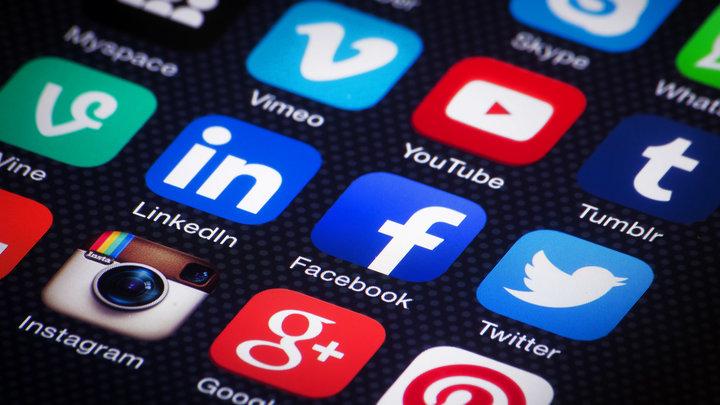 Journalists Debate Twitter’s Long-Term Viability 